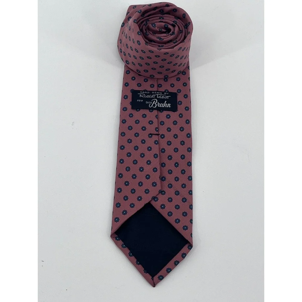 Robert Talbott Silk Tie Pink Blue Floral Medallion Hand Sewn Italy Dick Bruhn